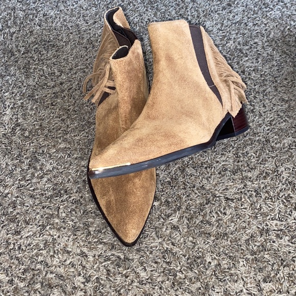 Suede Ankle Cowgirl booties - Picture 5 of 7